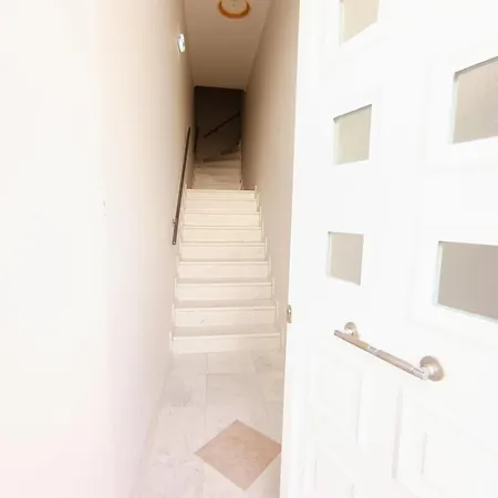 με θέα/domatia Me Thea Apartment *