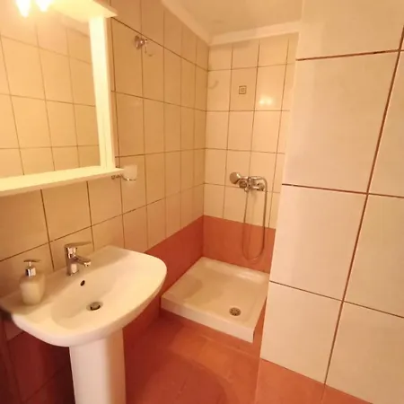 Apartment με θέα/domatia Me Thea Nea Iraklia